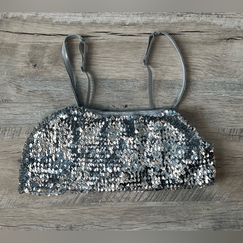 NWT URBAN OUTFITTERS Festival Out From Under SEQUIN CROP TOP M